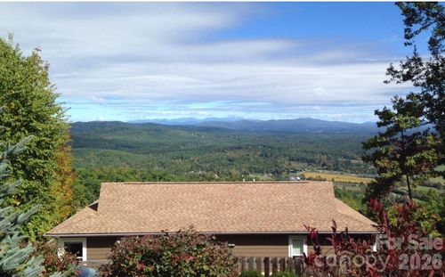 188 Holly Berry Ln, Hendersonville, NC, 28739-5840 | Card Image