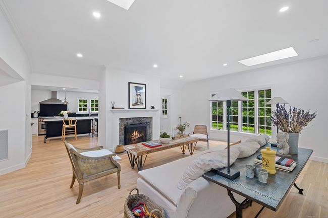148 W Hills Rd, House other with 5 bedrooms, 5 bathrooms and null parking in New Canaan CT | Image 4