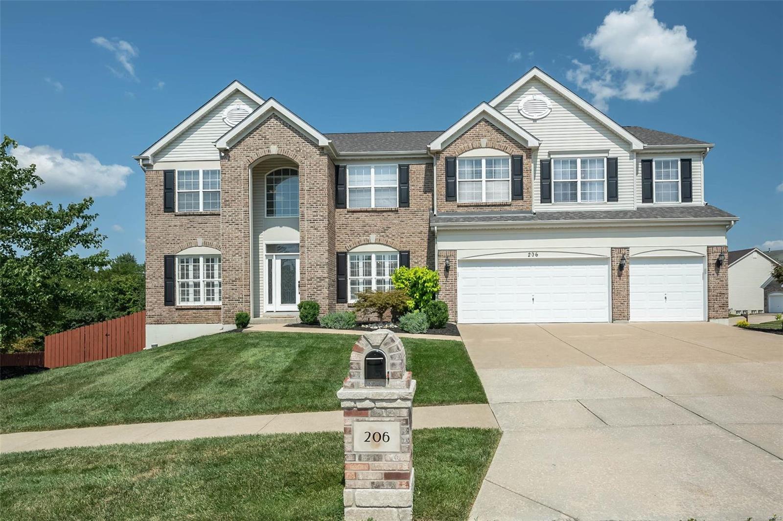 Tanner Dr, Wentzville, MO 63385