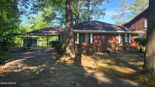 329 Edgewater Dr, Macon, GA, 31220-2622 | Card Image