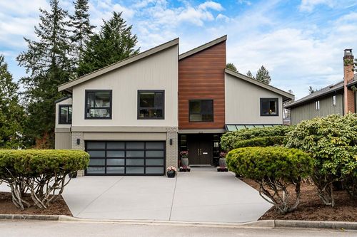 5570 Hampstead Pl, Burnaby, BC, V5E4E7 | Card Image