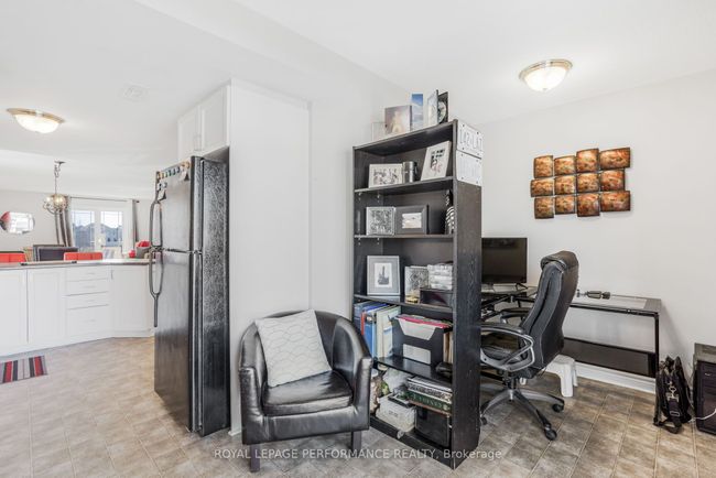 B - 433 Chapman Mills Dr, Condo with 2 bedrooms, 3 bathrooms and 1 parking in Nepean ON | Image 18