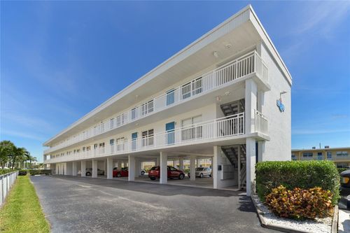 102-9755 Harrell Ave, TREASURE ISLAND, FL, 33706-3226 | Card Image