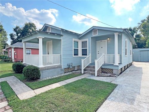 680 Jefferson St, Jefferson, LA, 70121-1514 | Card Image