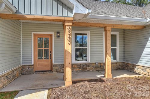 2287 Lee Lawing Rd, Lincolnton, NC, 28092-7525 | Card Image