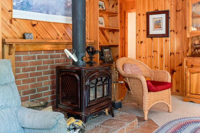 1700 Kushog Lake Rd, House other with 3 bedrooms, 2 bathrooms and 2 parking in Algonquin Highlands ON | Image 16