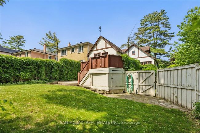 62 Maple Ave S, House other with 3 bedrooms, 3 bathrooms and 3 parking in Mississauga ON | Image 40