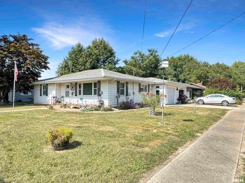 281 E Adams St, Rushville, IL, 62681-1173 | Card Image