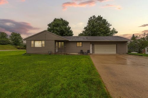 1152 Butternut Ave, Owatonna, MN, 55060-3707 | Card Image
