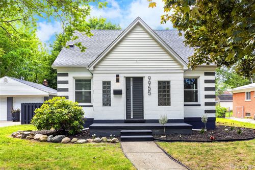 9955 Arnold, Redford, MI, 48239-2001 | Card Image