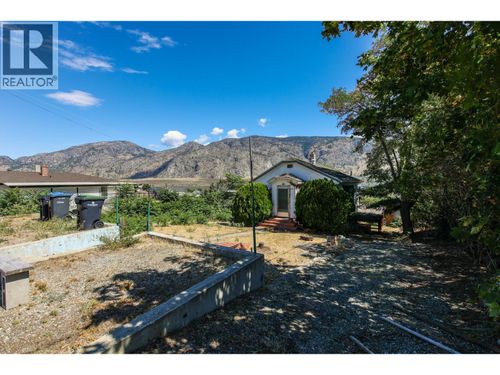 8011 87th St, Osoyoos, BC, V0H1V2 | Card Image