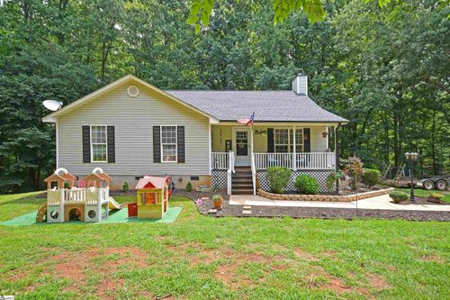450 Waspnest Road, wellford, SC, 29385 | Card Image
