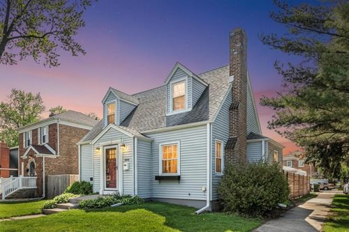 9200 S Saint Louis Ave, Evergreen Park, IL, 60805-1530 | Card Image