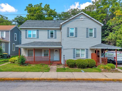 460 Locust St, Valparaiso, IN, 46383-6455 | Card Image