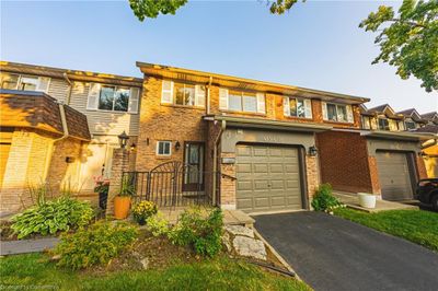 8 - 4194 Longmoor Dr, Townhouse with 3 bedrooms, 1 bathrooms and 2 parking in Burlington ON | Image 1