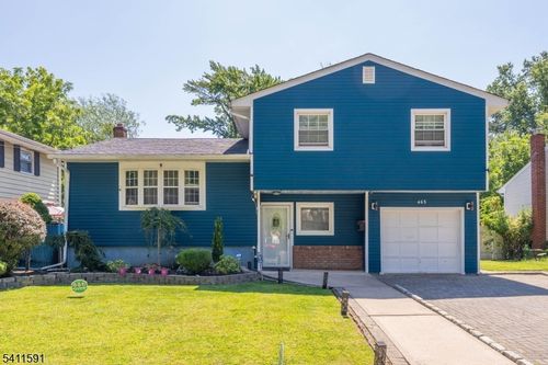 463 W 6th Ave, Roselle, NJ, 07203-2447 | Card Image