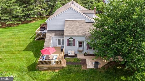 303 Stratford Ct, LANSDALE, PA, 19446-6373 | Card Image