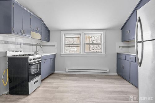 3-211 North 13th Street, Newark, NJ, 07107 | Card Image
