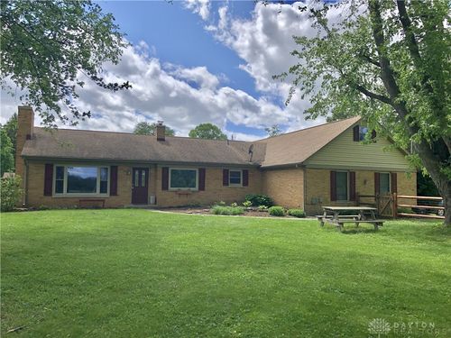 8580 Hide A Way Ln, Dayton, OH, 45458-3039 | Card Image