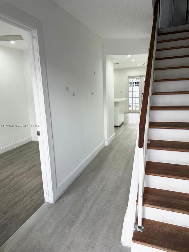 204 - 12025 Sw 10 Th St, Townhouse with 2 bedrooms, 2 bathrooms and null parking in Miami FL | Image 10