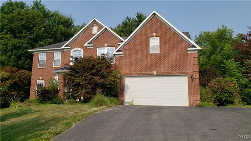8255 Luchsinger Ln, Lysander, NY, 13027-8970 | Card Image