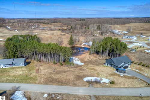 2345 Tyler Hills Dr, Traverse City, MI, 49685-7350 | Card Image