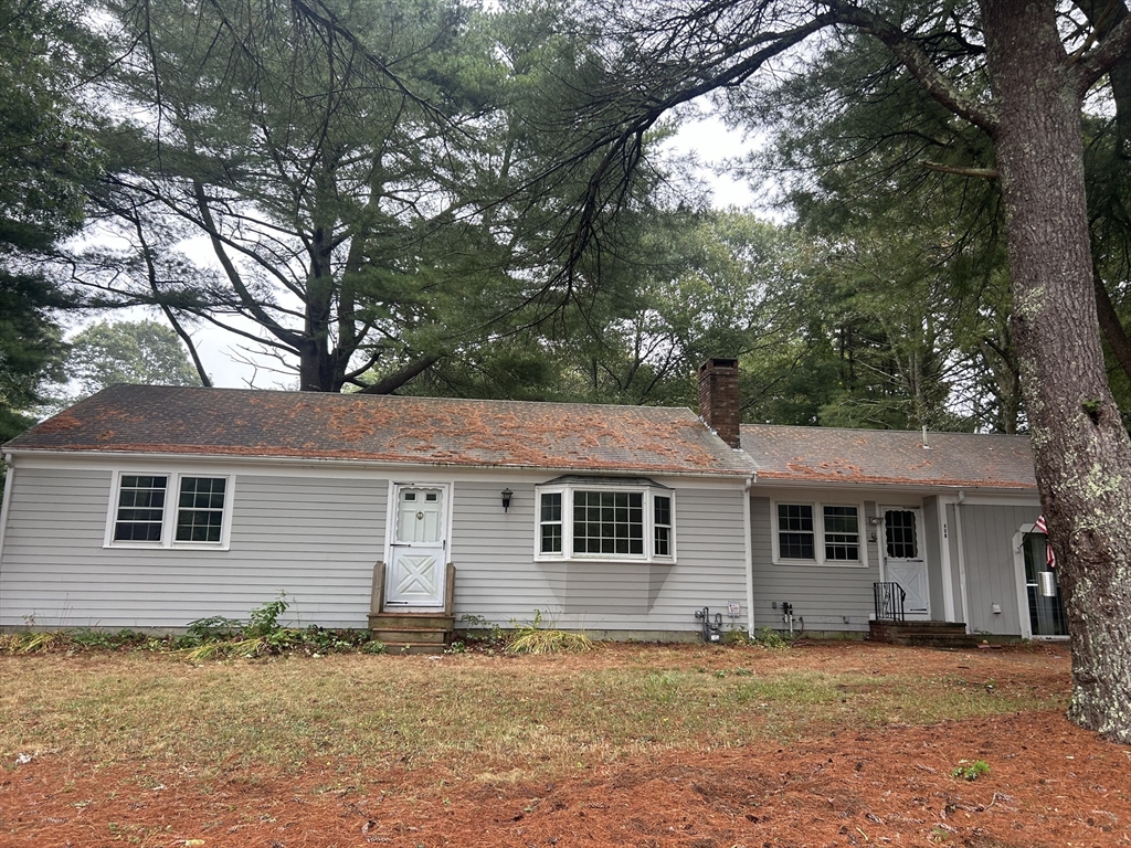 Nye Rd, Centerville, MA 02632