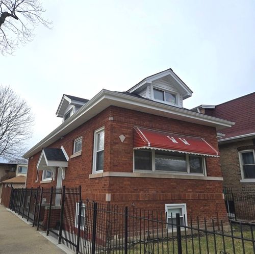 1400 N Lotus Ave, Chicago, IL, 60651-1307 | Card Image