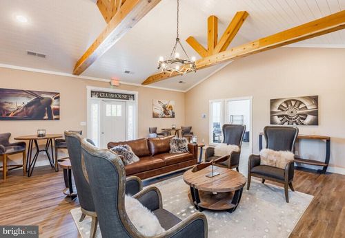 102 Bloomfield Dr, BRIDGEPORT, WV, 26330-7870 | Card Image