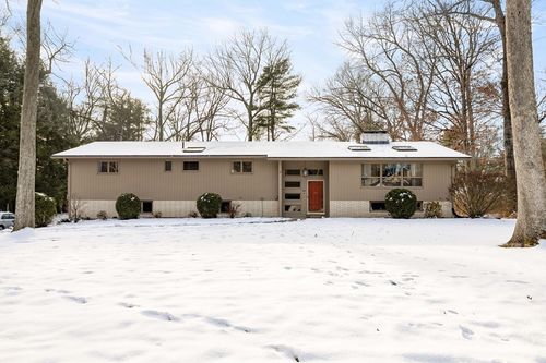 84 Brookhaven Dr, East Longmeadow, MA, 01028-1409 | Card Image