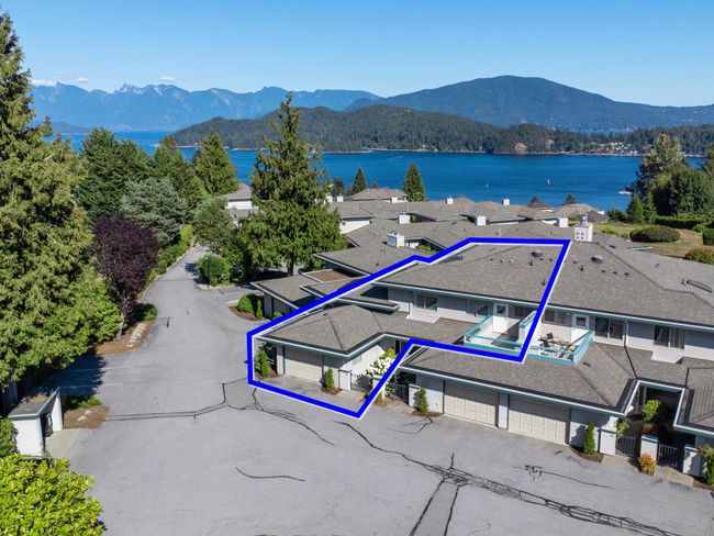 5 - 554 Eaglecrest Drive, Condo with 2 bedrooms, 2 bathrooms and 1 parking in Gibsons BC | Image 4