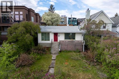 2006 30 Ave Sw, Calgary, AB, T2T1R2 | Card Image