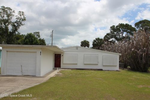 441 Bluff Dr, Melbourne, FL, 32901-1313 | Card Image