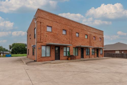 apt-100-202 W Jefferson St, Palmer, TX, 75152-9720 | Card Image