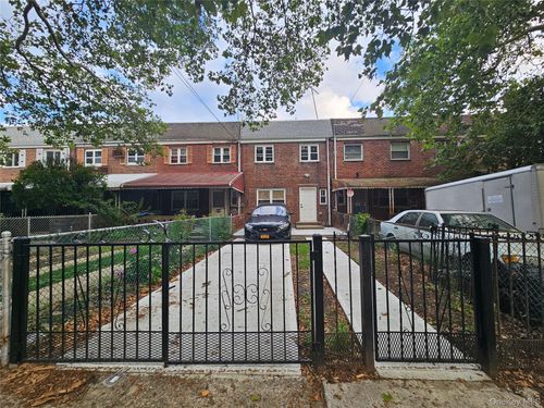 322 Wortman Ave, Brooklyn, NY, 11207-8902 | Card Image