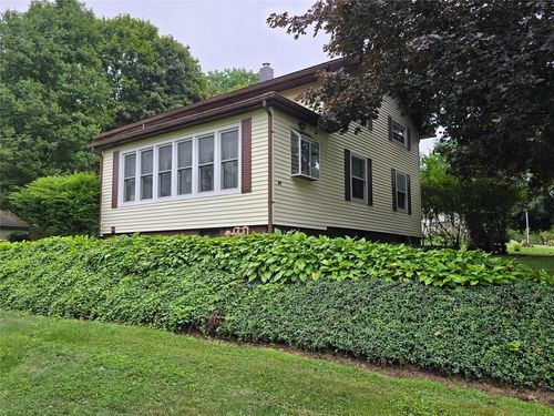 86 S Main St, Albion, PA, 16401-1359 | Card Image