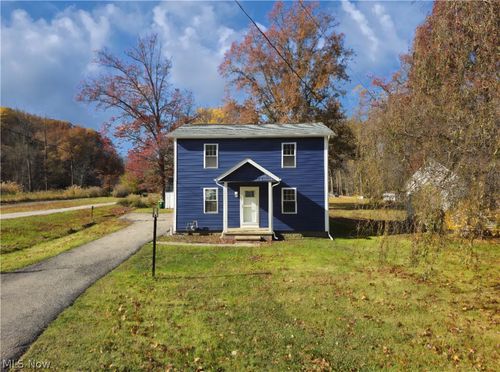 2264 River Rd, Willoughby Hills, OH, 44094-9685 | Card Image