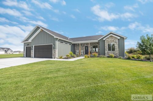 62 N 4142 E, Rigby, ID, 83442-5142 | Card Image