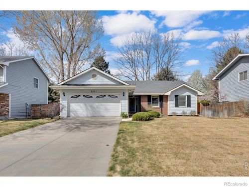 2231 Creekwood Dr, Fort Collins, CO, 80525-2061 | Card Image