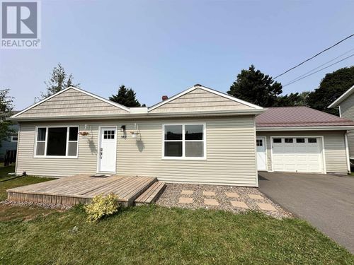 389 Highland Ave, Summerside, PE, C1N2M4 | Card Image