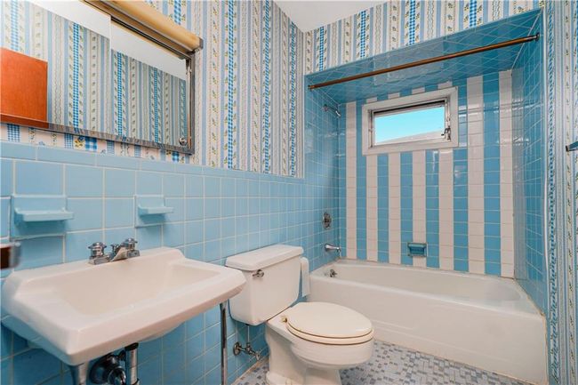 60 Cedar Ter, Home with 5 bedrooms, 2 bathrooms and null parking in Staten Island NY | Image 33