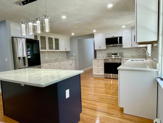 15 Powers Rd, House other with 4 bedrooms, 3 bathrooms and 4 parking in Sudbury MA | Image 7