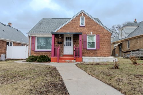 3221 W Oklahoma Ave, Milwaukee, WI, 53215-4247 | Card Image