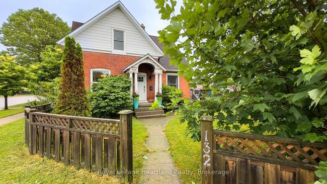 132 Elgin Ave E, House other with 3 bedrooms, 2 bathrooms and 5 parking in Goderich ON | Image 48