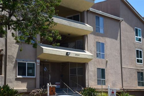 10757 Hortense St, Toluca Lake, CA, 91602-1838 | Card Image