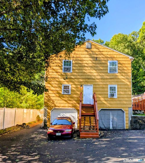 b-2 Irving Pl, Danbury, CT, 06810-1317 | Card Image