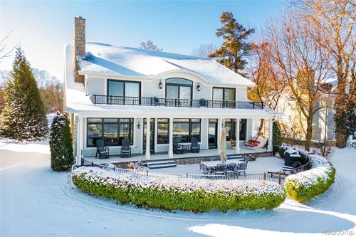 19495 Lighthouse Point, Grosse Ile Township, MI, 48138 | Card Image