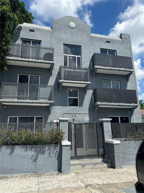 apt-101-1129 Nw 3rd St, Miami, FL, 33128-1034 | Card Image