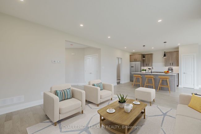 31 Allister Dr, House other with 3 bedrooms, 3 bathrooms and 4 parking in Middlesex Centre ON | Image 10