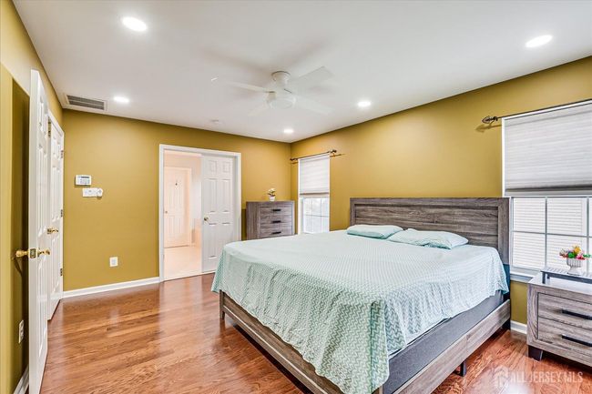 37 Keswick Rd, House other with 5 bedrooms, 3 bathrooms and null parking in East Windsor NJ | Image 27